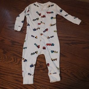 🌻 $8 or 3 for $12 🌻 Baby Gap footless bodysuit